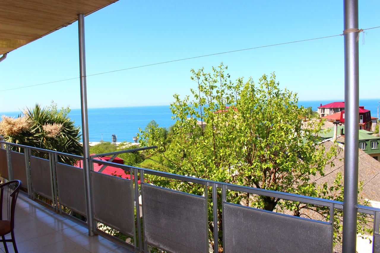 Хостелы Guest House Lazika Сарпи