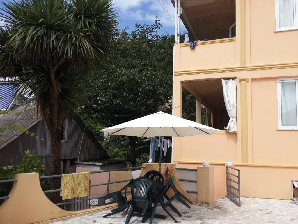 Хостелы Guest House Lazika Сарпи