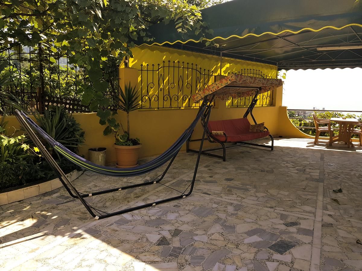 Хостелы Guest House Lazika Сарпи-10