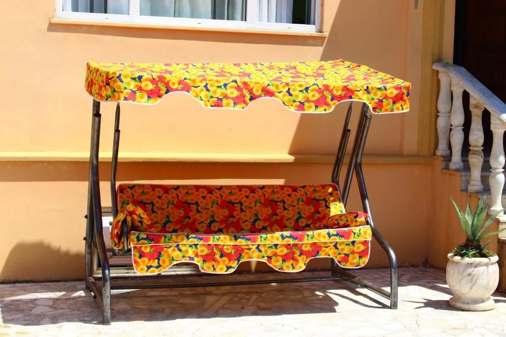 Хостелы Guest House Lazika Сарпи